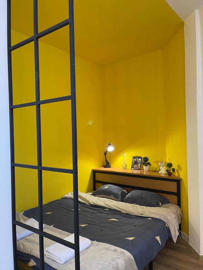 Ora-Prn, Studio Apartment In The City Centre Priştine Dış mekan fotoğraf